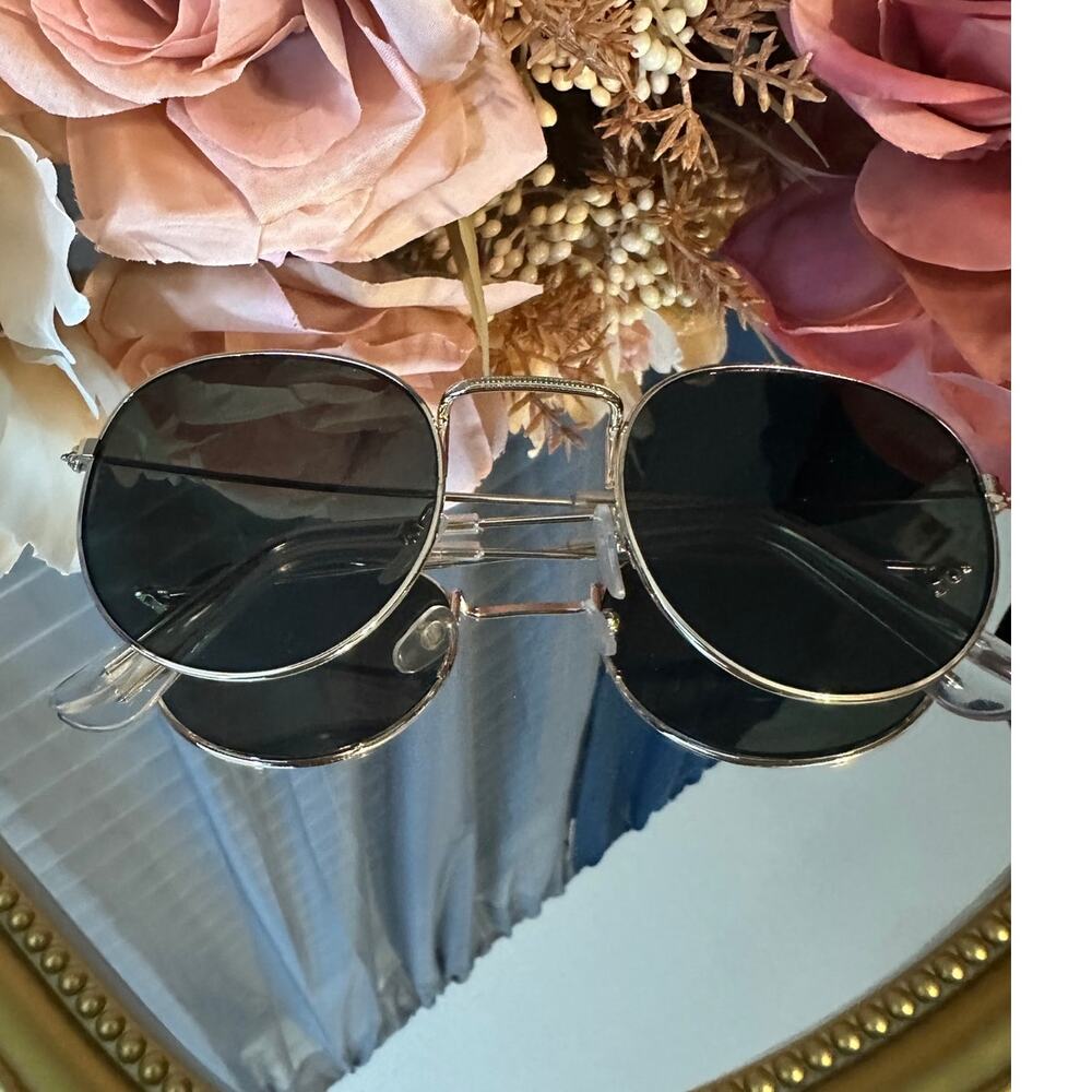 Wire Oval Sunglasses Dark Tinted Lenses Retro Hexagon Metal Frame
